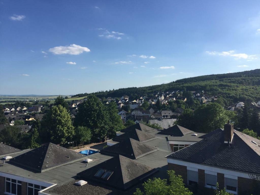Ferienwohnungen Pellenzblick - Wohnen Auf Zeit - Nickenich Екстериор снимка